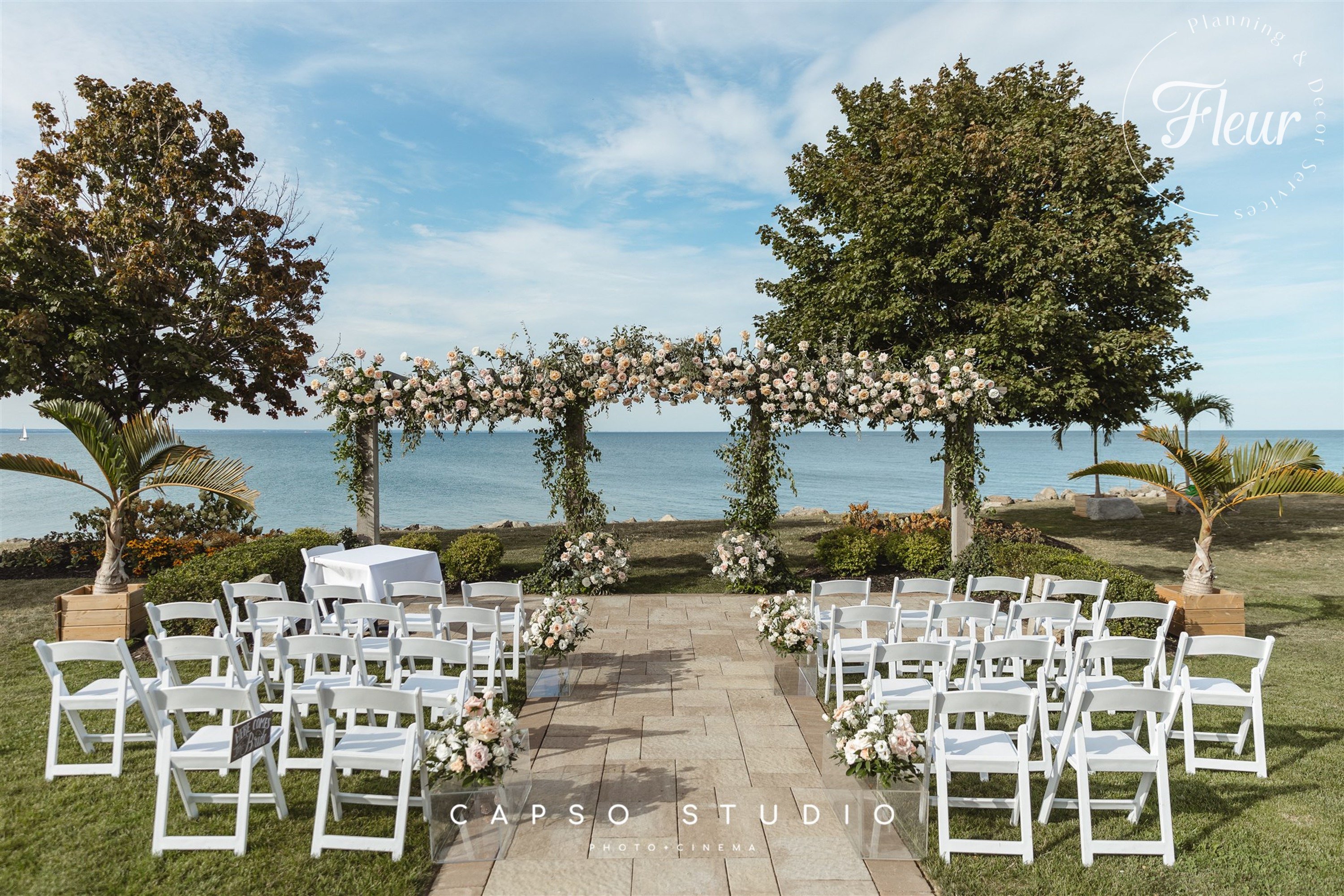 fleurweddings_edgewatermanor_tracylezhi10