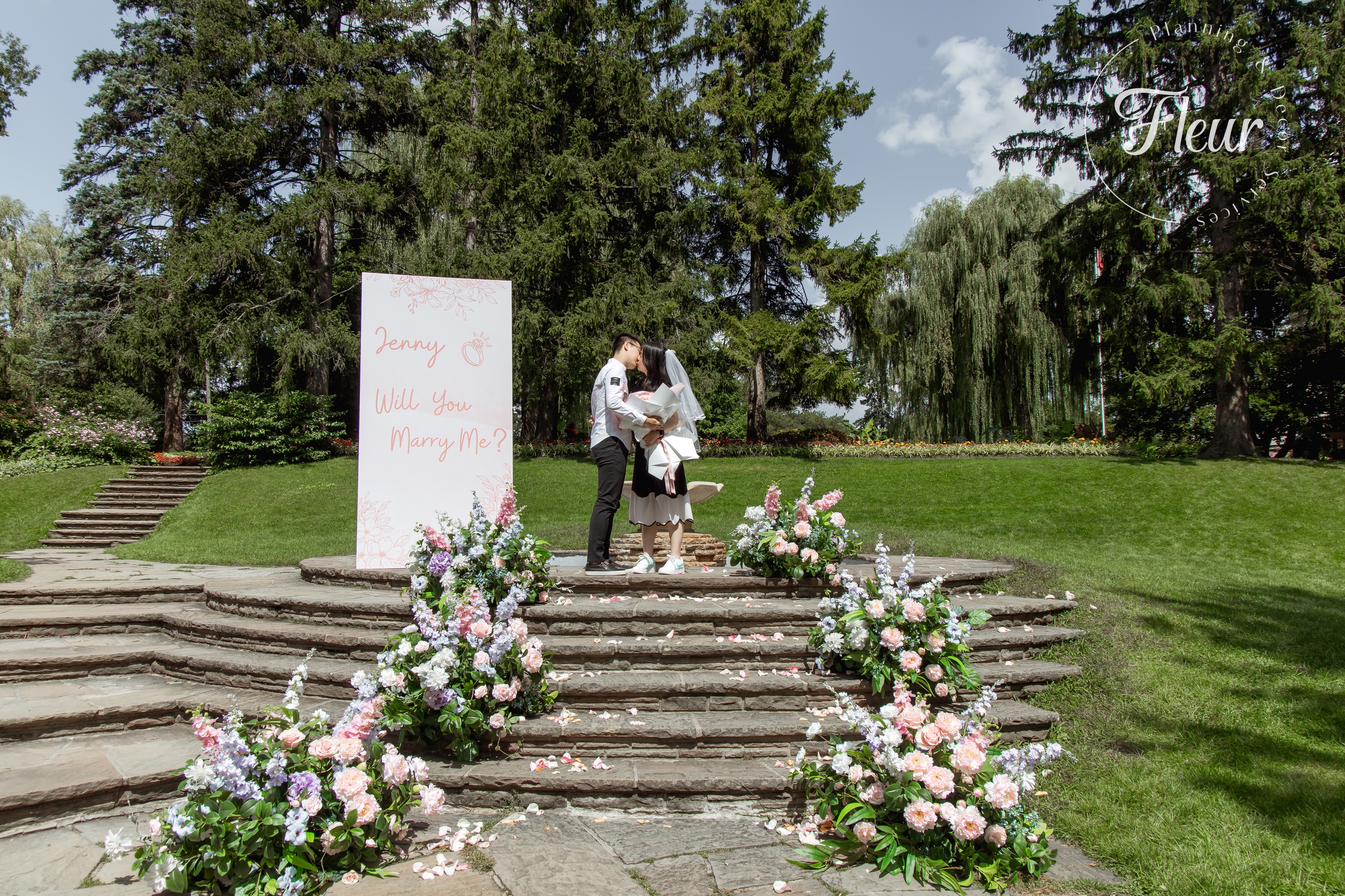 fleurweddings_edwardgarden_jeffproposal21