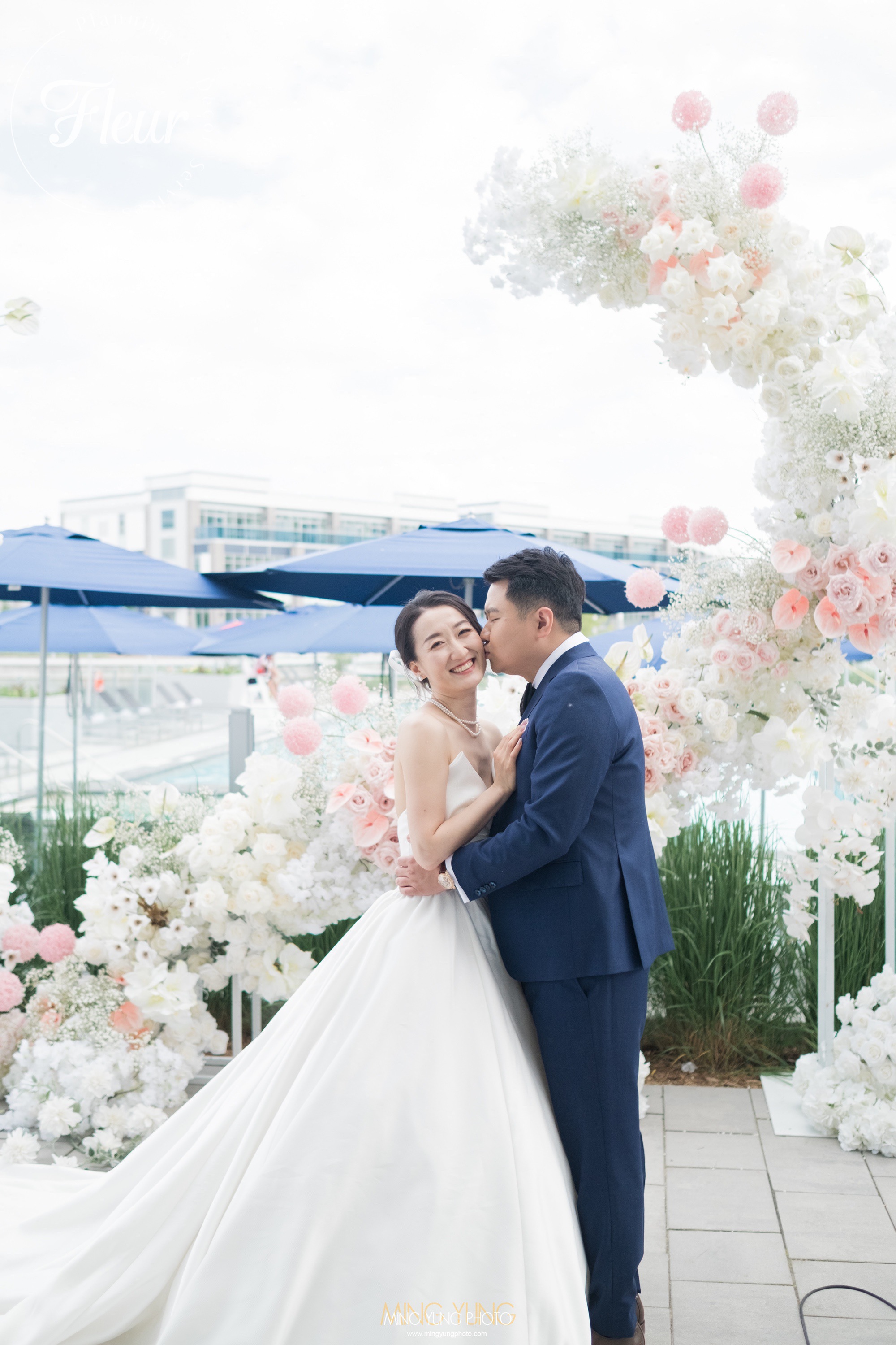 fleurweddings_fridayharbourresort_gracesimon10