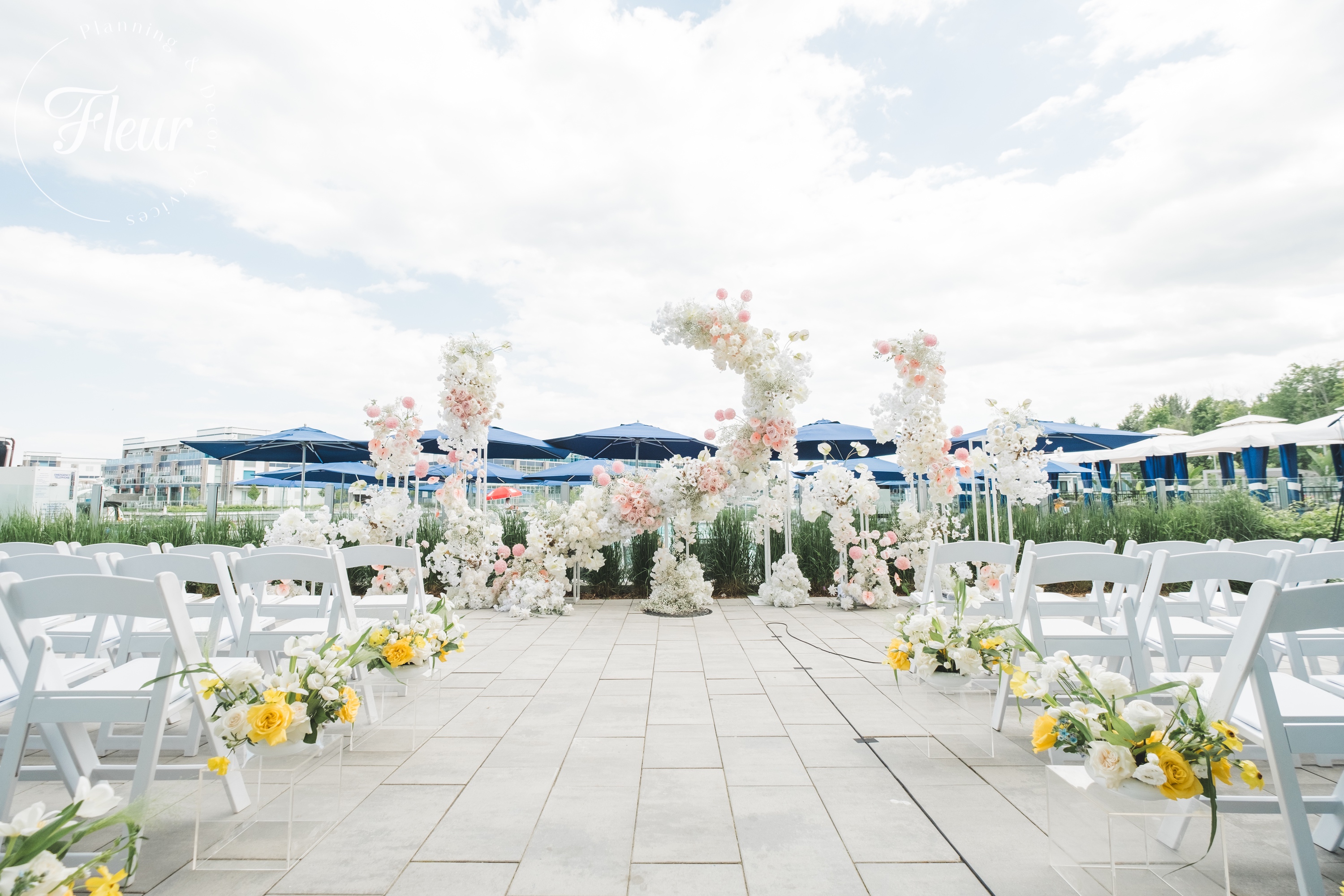 fleurweddings_fridayharbourresort_gracesimon341