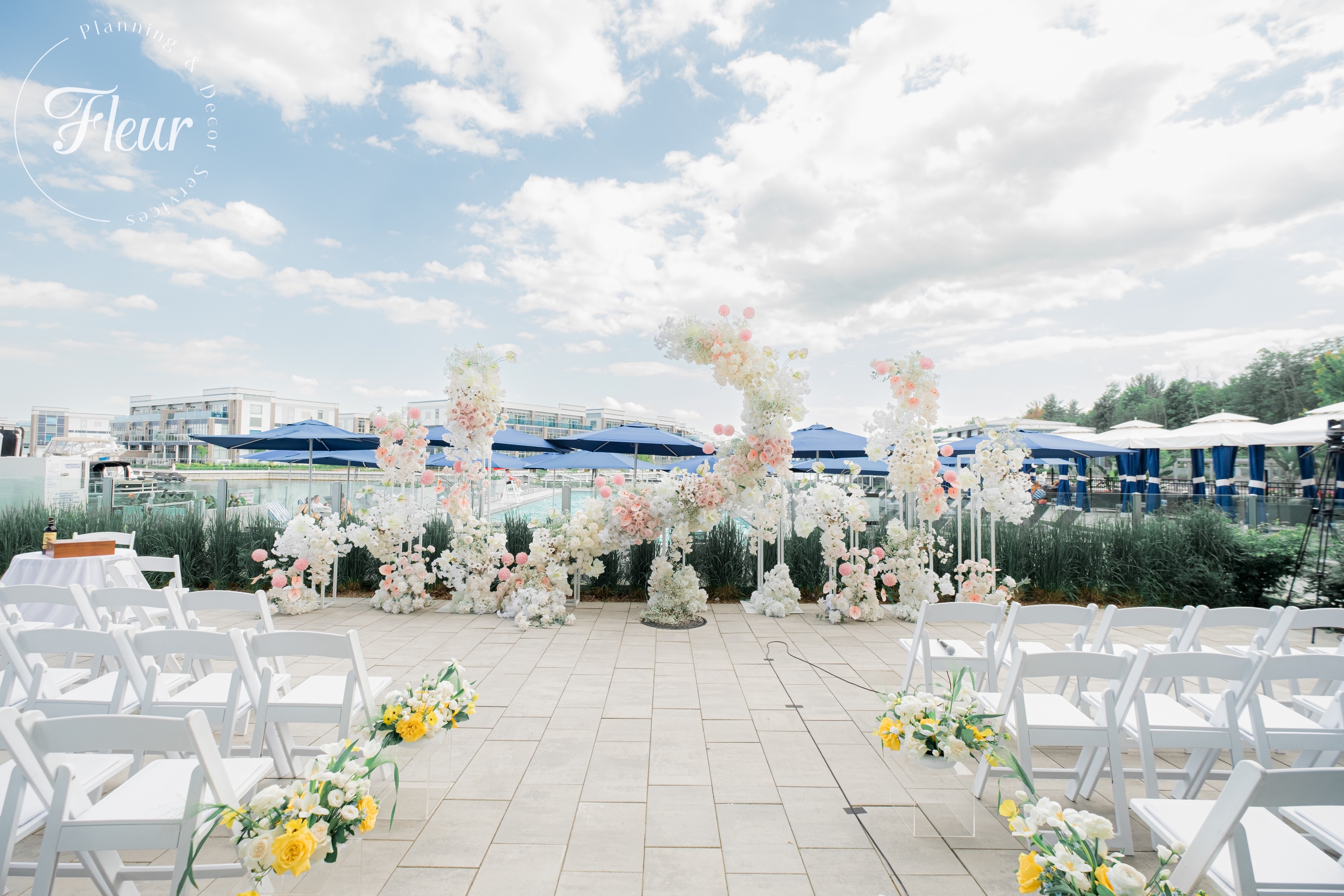 fleurweddings_fridayharbourresort_gracesimon38