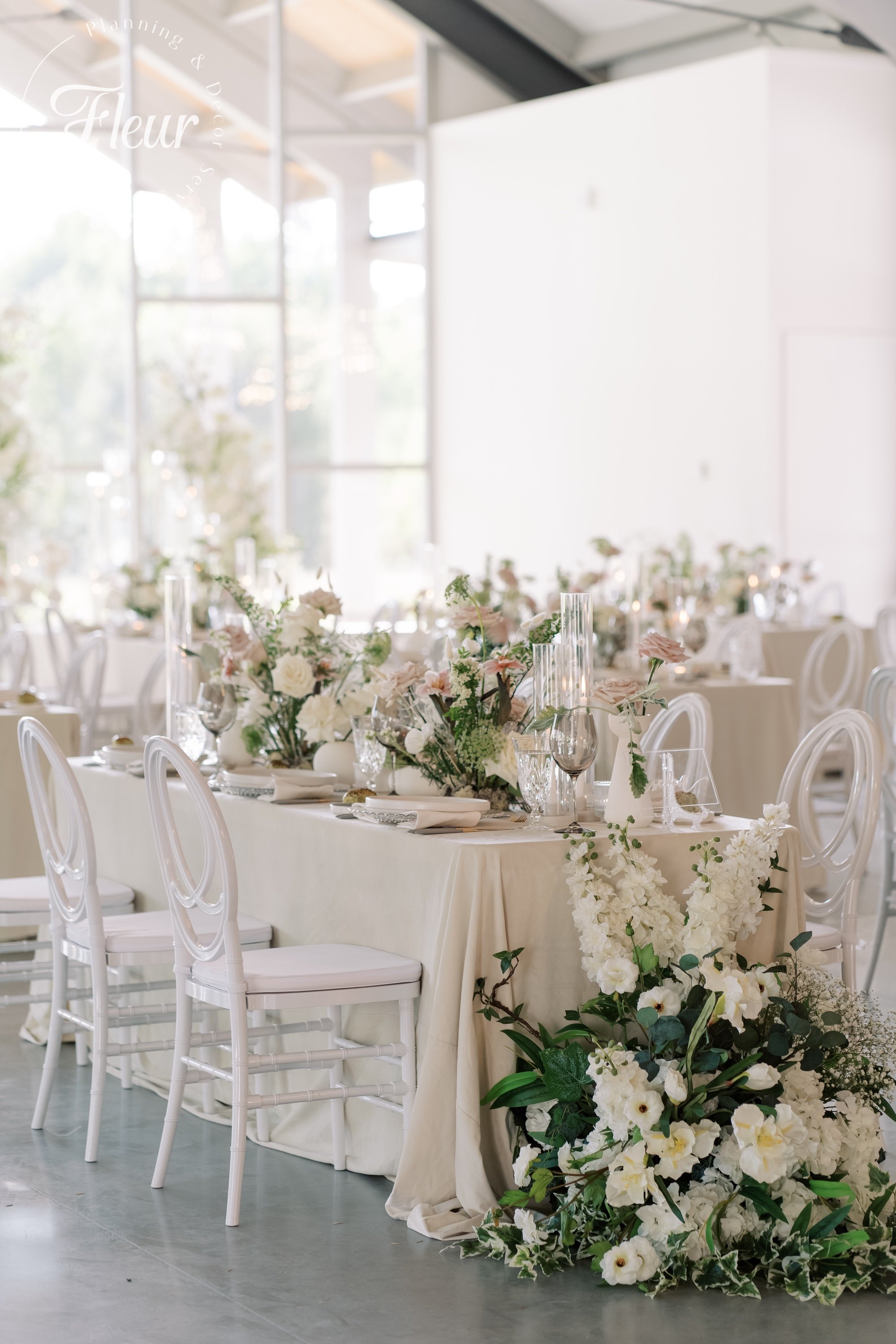 fleurweddings_threefeatherterrace_tracymatthew45